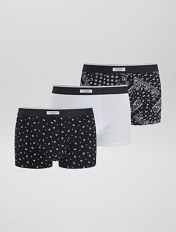 Set 3 boxer stretch