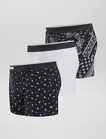 Set 3 boxer stretch