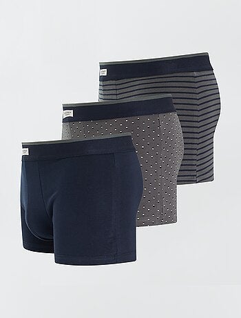 Set 3 boxer stretch