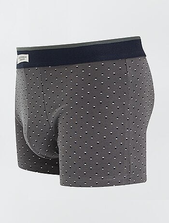 Set 3 boxer stretch
