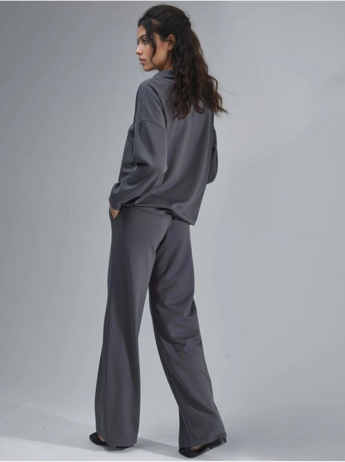 Set a due pezzi modal touch a gamba ampia con colletto con zip collezione bersan hiccup - Kiabi Set a due pezzi modal touch a gamba ampia con colletto con zip collezione bersan hiccup - Kiabi