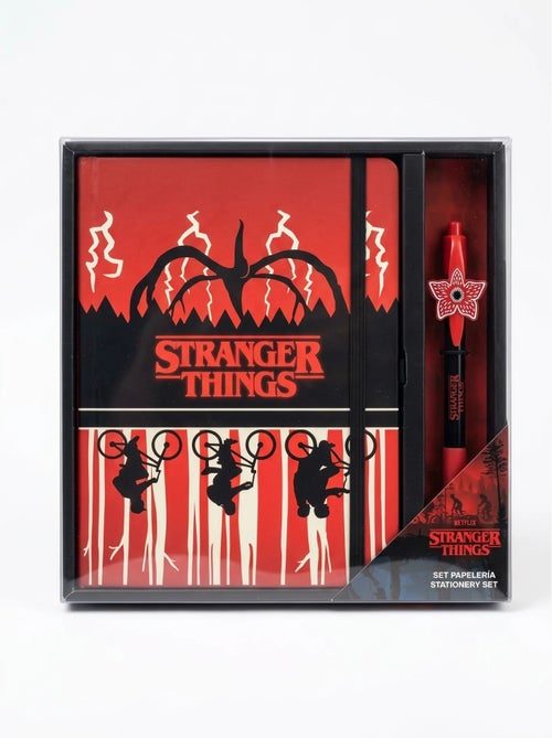 Set cartoleria blocco note e penna stranger things netflix - Kiabi Set cartoleria blocco note e penna stranger things netflix - Kiabi
