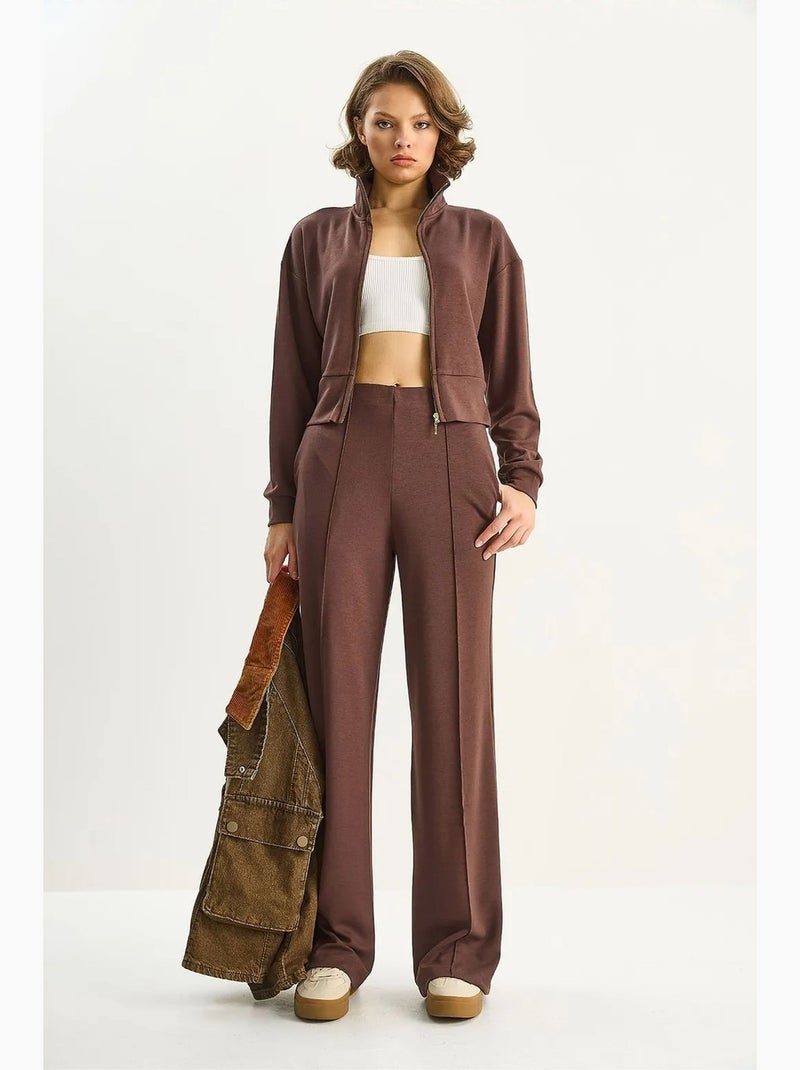 Set co-ord a due pezzi con felpa full zip e pantaloni lucci Marrone scuro - Kiabi