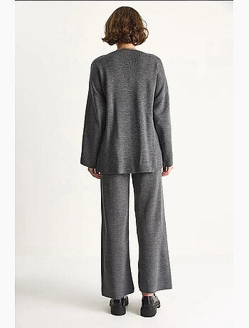 Set con blusa con fiocco doppiopetto e pantaloni a gamba ampia lucci