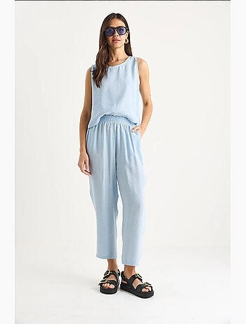 Set con camicetta senza maniche a girocollo e pantaloni carrof fıt lucci