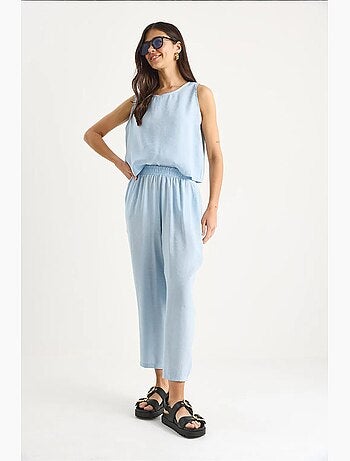 Set con camicetta senza maniche a girocollo e pantaloni carrof fıt lucci