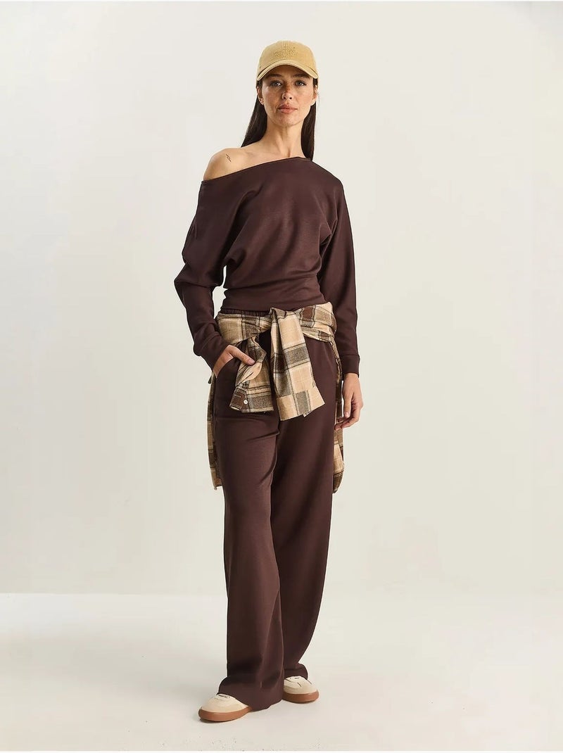 Set coordinato a due pezzi in maglia con colletto asimmetrico e vita alta lucci Marrone cioccolato - Kiabi