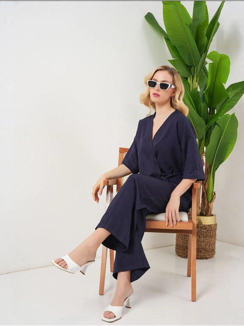 Set coordinato di pantaloni kimono oversize con scollo a v e chiusura con laccetto bdart - Kiabi Set coordinato di pantaloni kimono oversize con scollo a v e chiusura con laccetto bdart - Kiabi