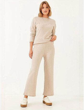 Set coordinato in maglia a costine testurizzata con maglione girocollo e pantaloni lucci