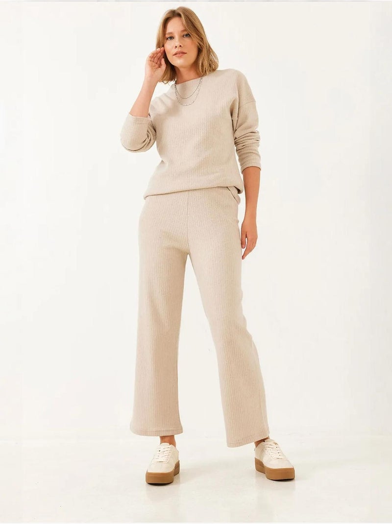 Set coordinato in maglia a costine testurizzata con maglione girocollo e pantaloni lucci Beige argilla - Kiabi