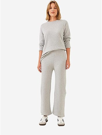 Set coordinato in maglia a costine testurizzata con maglione girocollo e pantaloni lucci