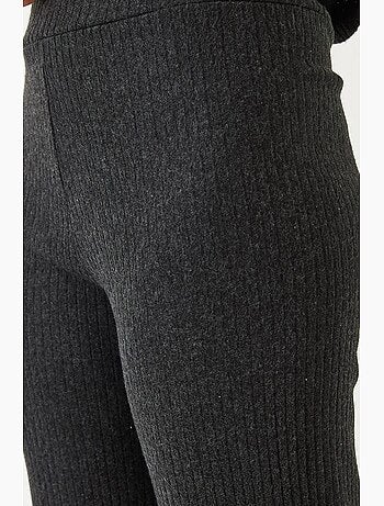 Set coordinato in maglia a costine testurizzata con maglione girocollo e pantaloni lucci