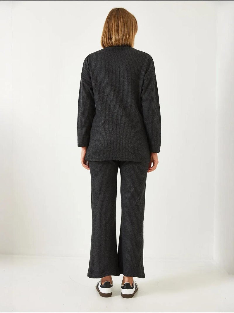 Set coordinato in maglia a costine testurizzata con maglione girocollo e pantaloni lucci Grigio medio - Kiabi