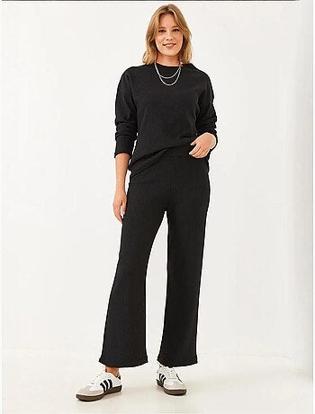 Set coordinato in maglia a costine testurizzata con maglione girocollo e pantaloni lucci