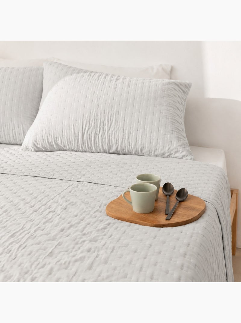 Set copriletto tinta unita trapuntato con federa. Grigio chiaro - Kiabi
