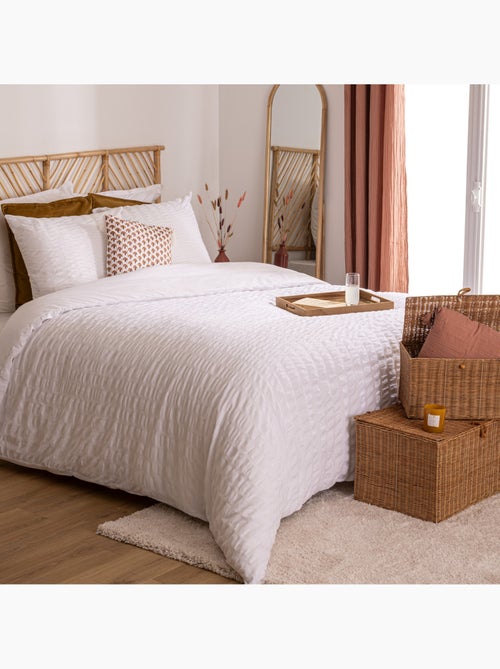 Set da letto a 3 pezzi con righe plissettate - Kiabi Set da letto a 3 pezzi con righe plissettate - Kiabi