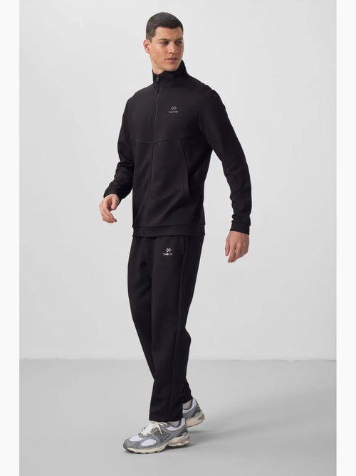 Set da uomo con felpa a maniche lunghe con zip e pantaloni tommy - Kiabi Set da uomo con felpa a maniche lunghe con zip e pantaloni tommy - Kiabi