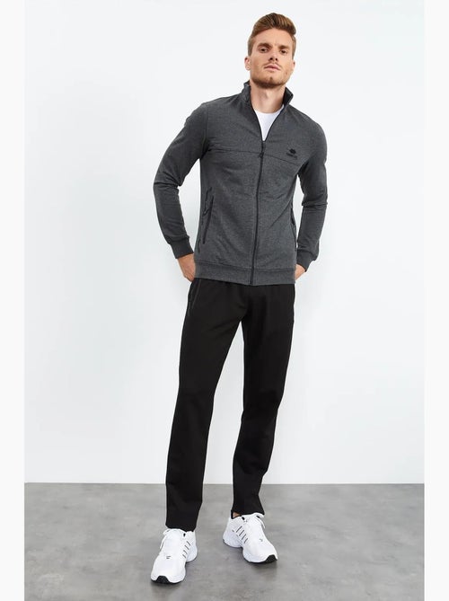 Set da uomo con felpa con zip frontale e pantaloni tommy - Kiabi Set da uomo con felpa con zip frontale e pantaloni tommy - Kiabi