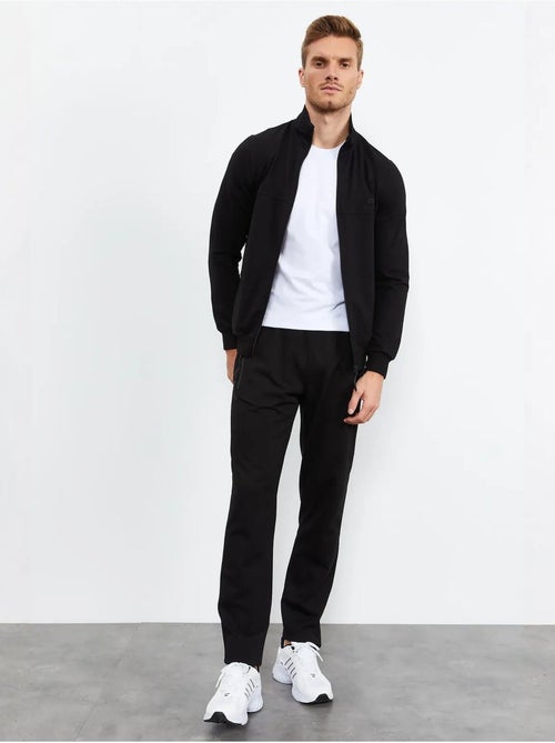 Set da uomo con felpa con zip frontale e pantaloni tommy - Kiabi Set da uomo con felpa con zip frontale e pantaloni tommy - Kiabi