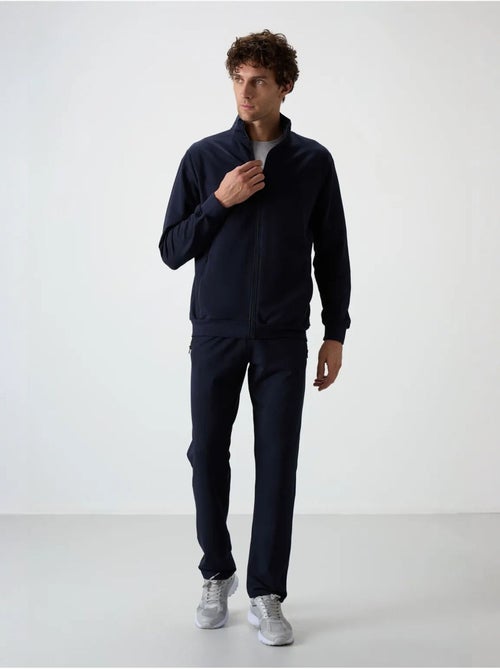 Set da uomo con felpa e pantaloni in pile lavorato a maglia tommy - Kiabi Set da uomo con felpa e pantaloni in pile lavorato a maglia tommy - Kiabi