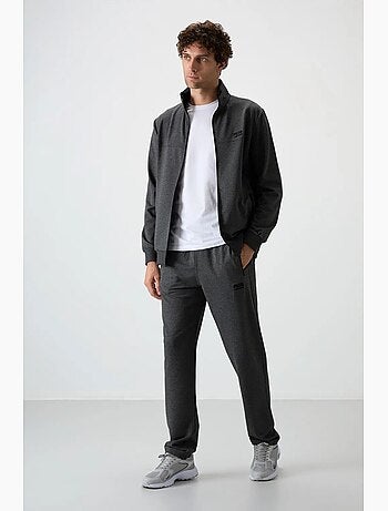 Set da uomo con felpa e pantaloni in pile lavorato a maglia tommy