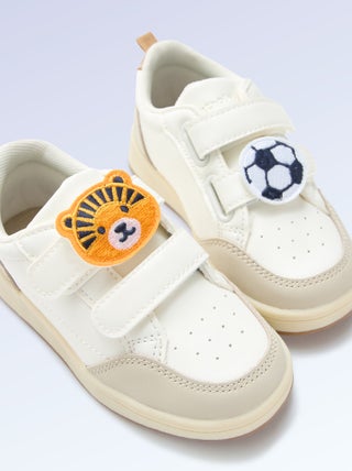 Set di 2 patch da infilare per personalizzare le tue sneakers 'Kitchoun'
