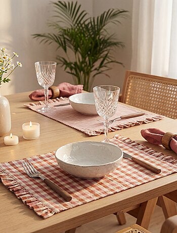 Set di 2 tovagliette (32x45 cm) con volant