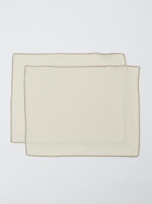 Set di 2 tovagliette/tovaglioli tinta unita 2 in 1 32 x 40 cm - Kiabi Home - Kiabi Set di 2 tovagliette/tovaglioli tinta unita 2 in 1 32 x 40 cm - Kiabi Home - Kiabi