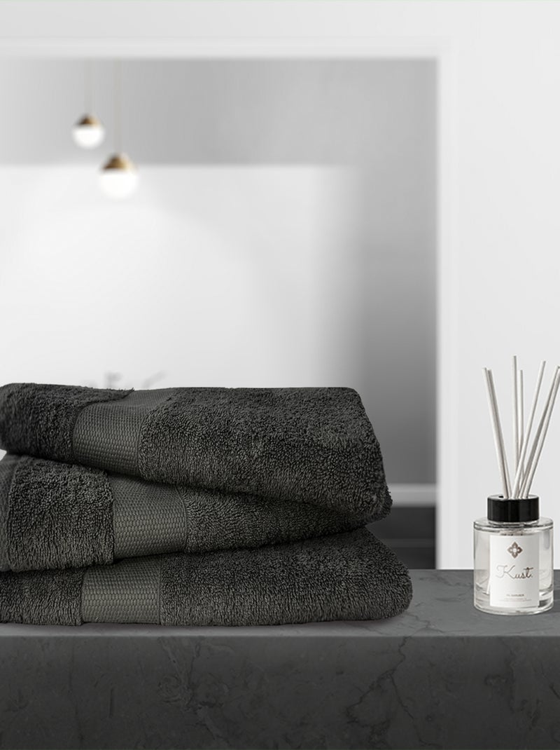 Set di 3 teli da bagno 70x130 cm 500 g/m² 100% cotone Grigio antracite - Kiabi