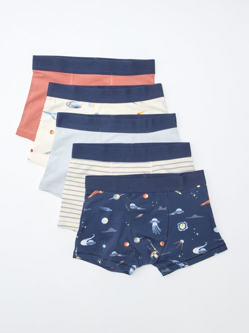Set di 5 boxer da uomo con motivi fantasia - Kiabi Set di 5 boxer da uomo con motivi fantasia - Kiabi