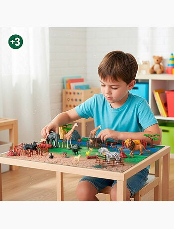 Set di animali selvatici con tappetino da gioco e accessori, 60 pezzi. Animal world