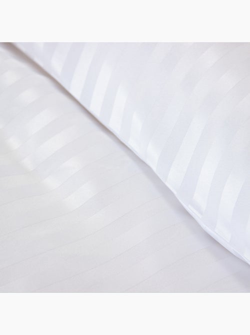 Set di biancheria da letto 3 pezzi in raso a righe sottili, copertina + federe - Kiabi