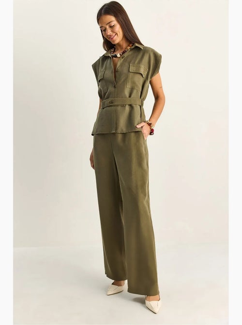 Set di blusa senza maniche con cintura e pantaloni a gamba ampia lucci - Kiabi Set di blusa senza maniche con cintura e pantaloni a gamba ampia lucci - Kiabi