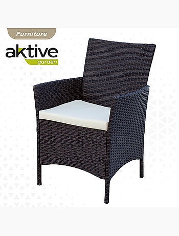 Set di mobili da giardino con sedie in rattan e tavolo aktive