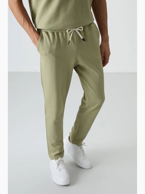Set di t-shirt oversize e pantaloni da uomo tommy - Kiabi Set di t-shirt oversize e pantaloni da uomo tommy - Kiabi