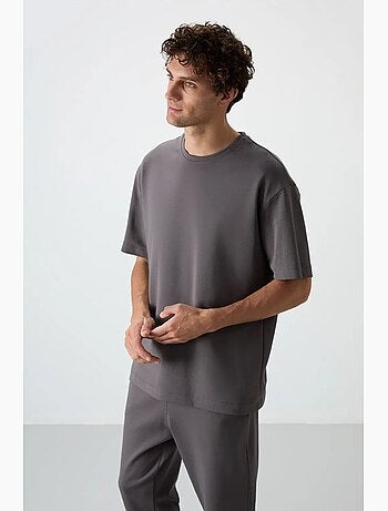 Set di t-shirt oversize e pantaloni da uomo tommy