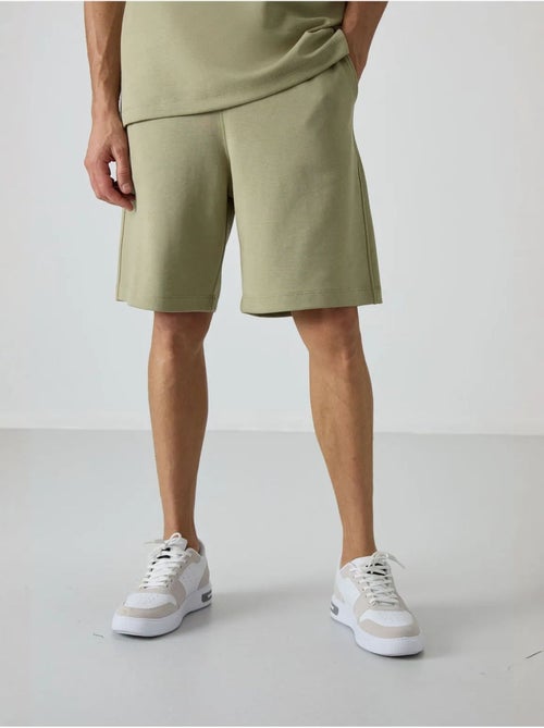 Set di t-shirt oversize e shorts tommy - Kiabi Set di t-shirt oversize e shorts tommy - Kiabi