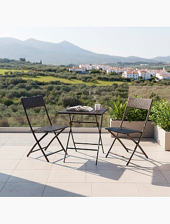 Set di tavolo e sedie pieghevoli in rattan per patio aktive