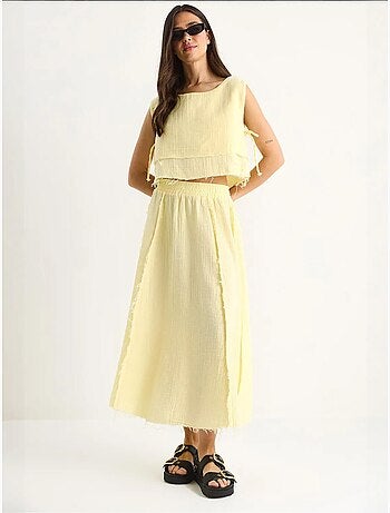 Set due pezzi con blusa e gonna testurizzate in mussola