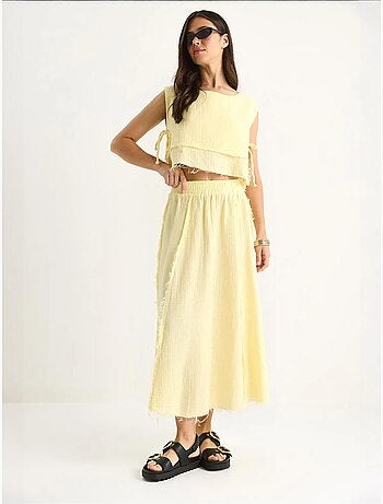 Set due pezzi con blusa e gonna testurizzate in mussola