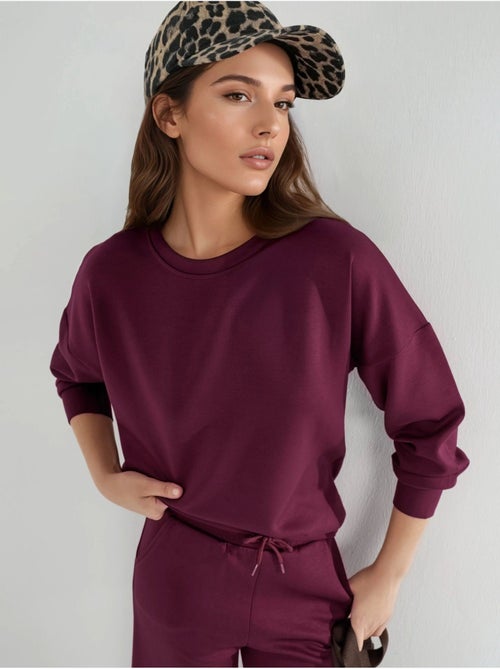 Set due pezzi con felpa girocollo modal touch e pantaloni a gamba ampia hiccup - Kiabi Set due pezzi con felpa girocollo modal touch e pantaloni a gamba ampia hiccup - Kiabi