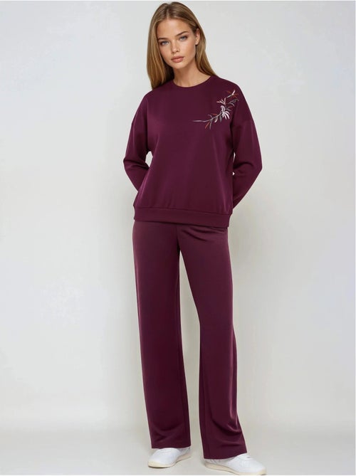 Set due pezzi con felpa girocollo ricamata e pantaloni a gamba dritta hiccup - Kiabi Set due pezzi con felpa girocollo ricamata e pantaloni a gamba dritta hiccup - Kiabi