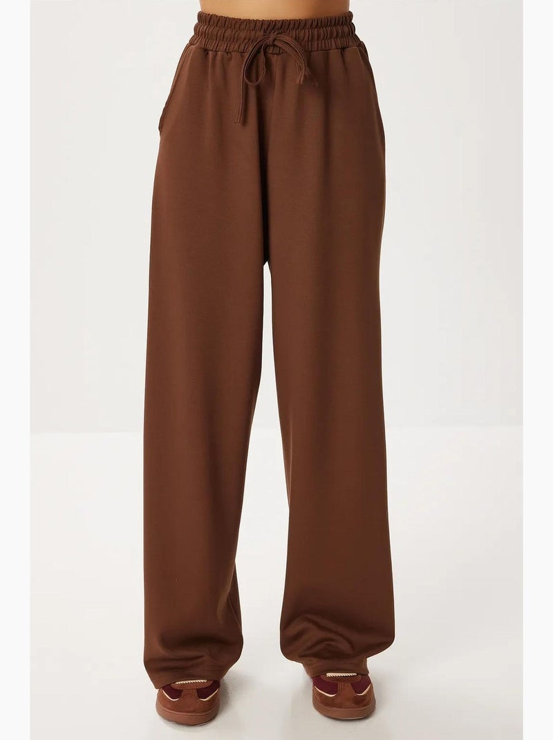 Set due pezzi con giacca con dettaglio tasca e pantaloni a gamba larga istanbul Marrone cioccolato - Kiabi