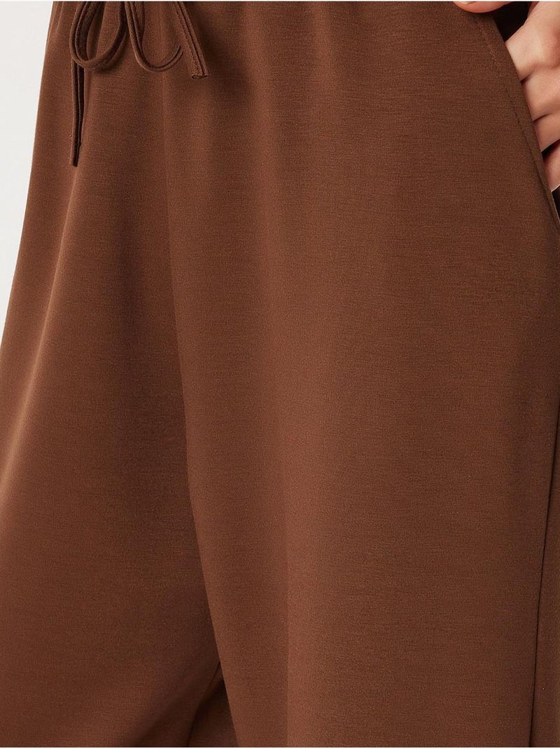 Set due pezzi con giacca con dettaglio tasca e pantaloni a gamba larga istanbul Marrone cioccolato - Kiabi