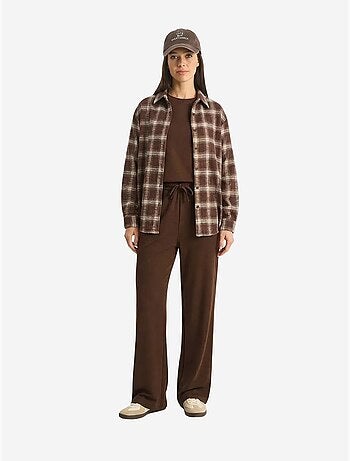 Set due pezzi con t-shirt girocollo e pantaloni lucci