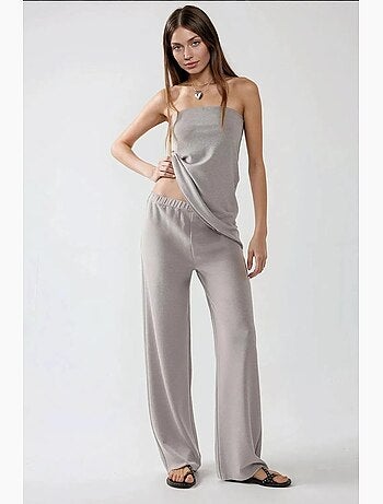Set due pezzi con top senza spalline testurizzato e pantaloni hiccup
