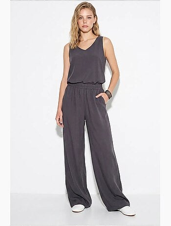Set due pezzi in cotone con blusa scollo a v e pantaloni lucci