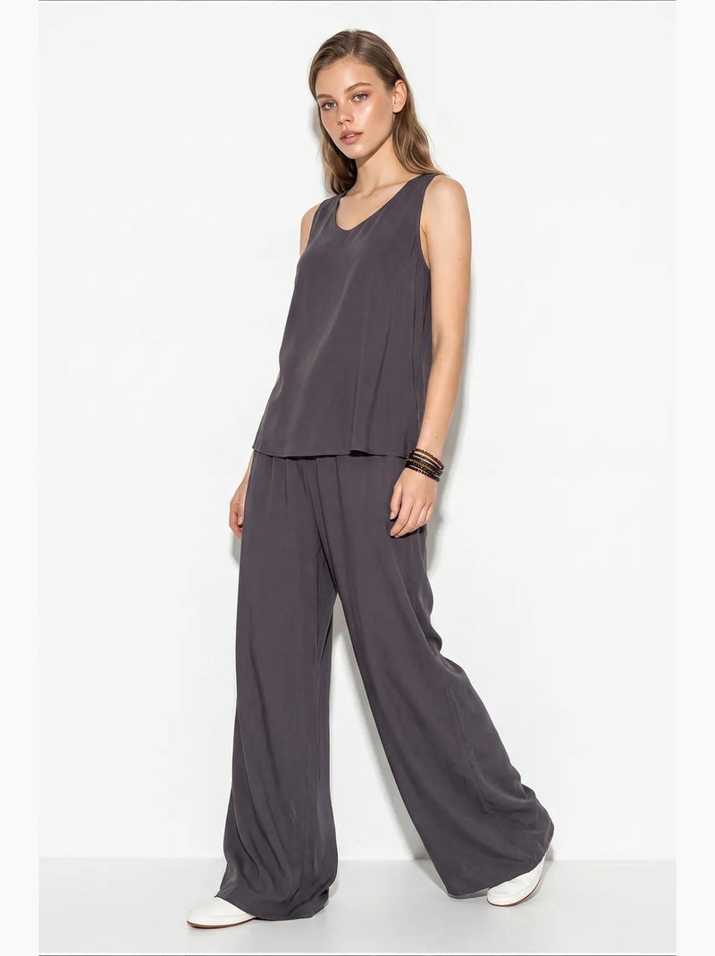 Set due pezzi in cotone con blusa scollo a v e pantaloni lucci Grigio scuro - Kiabi