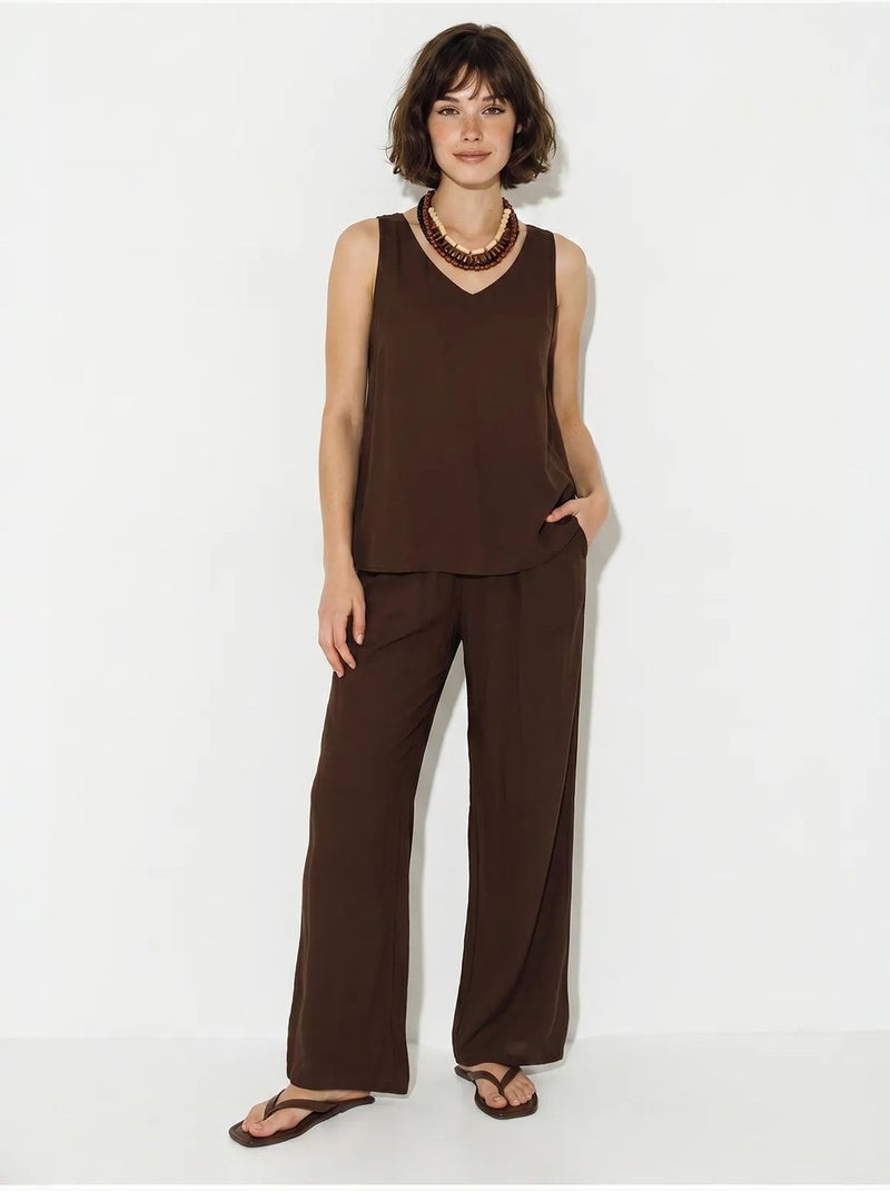 Set due pezzi in cotone con blusa scollo a v e pantaloni lucci Marrone - Kiabi