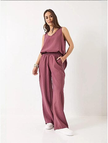 Set due pezzi in cotone con blusa scollo a v e pantaloni lucci